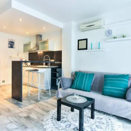 Le Royal Adorable Avec Terrasse, Parfait Pour Les Couples Et A Deux Pas De La Croisette Διαμέρισμα Κάννες