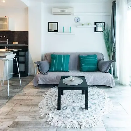 Le Royal Adorable Avec Terrasse, Parfait Pour Les Couples Et A Deux Pas De La Croisette * Κάννες