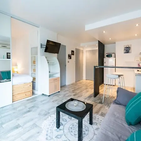 Le Royal Adorable Avec Terrasse, Parfait Pour Les Couples Et A Deux Pas De La Croisette *