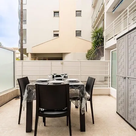 Le Royal Adorable Avec Terrasse, Parfait Pour Les Couples Et A Deux Pas De La Croisette *