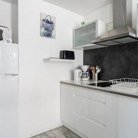 Daire Le Royal Adorable Avec Terrasse, Parfait Pour Les Couples Et A Deux Pas De La Croisette *