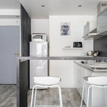 Le Royal Adorable Avec Terrasse, Parfait Pour Les Couples Et A Deux Pas De La Croisette * 戛纳
