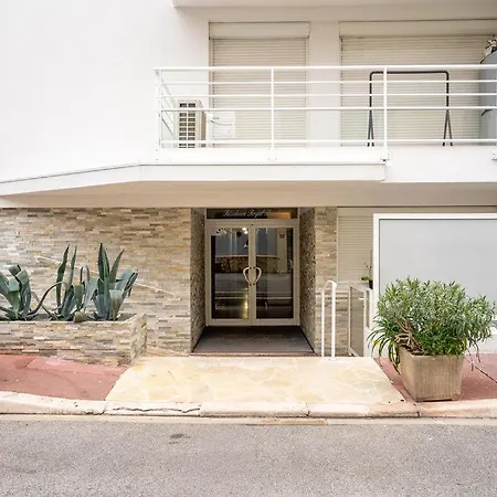 公寓 Le Royal Adorable Avec Terrasse, Parfait Pour Les Couples Et A Deux Pas De La Croisette 戛纳